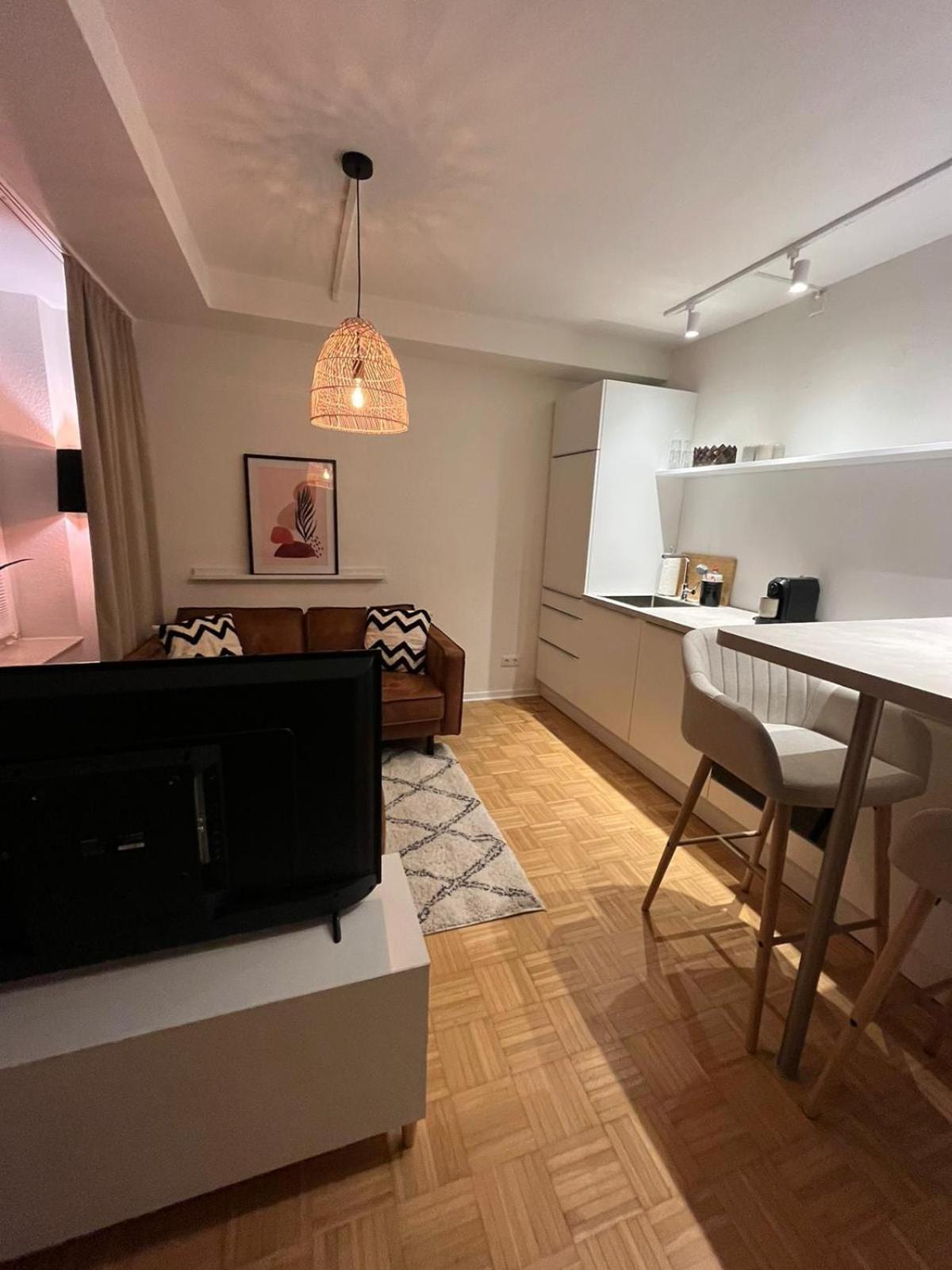 Modern - Am Apartment